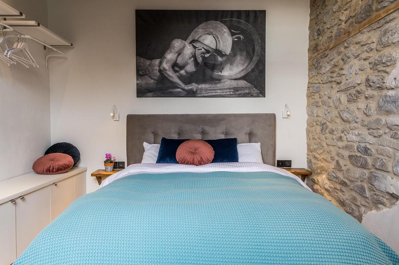 Pomegranate Suites Kavala Bagian luar foto