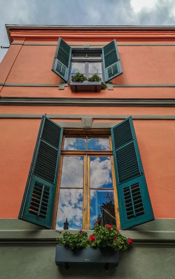 Pomegranate Suites Kavala Bagian luar foto