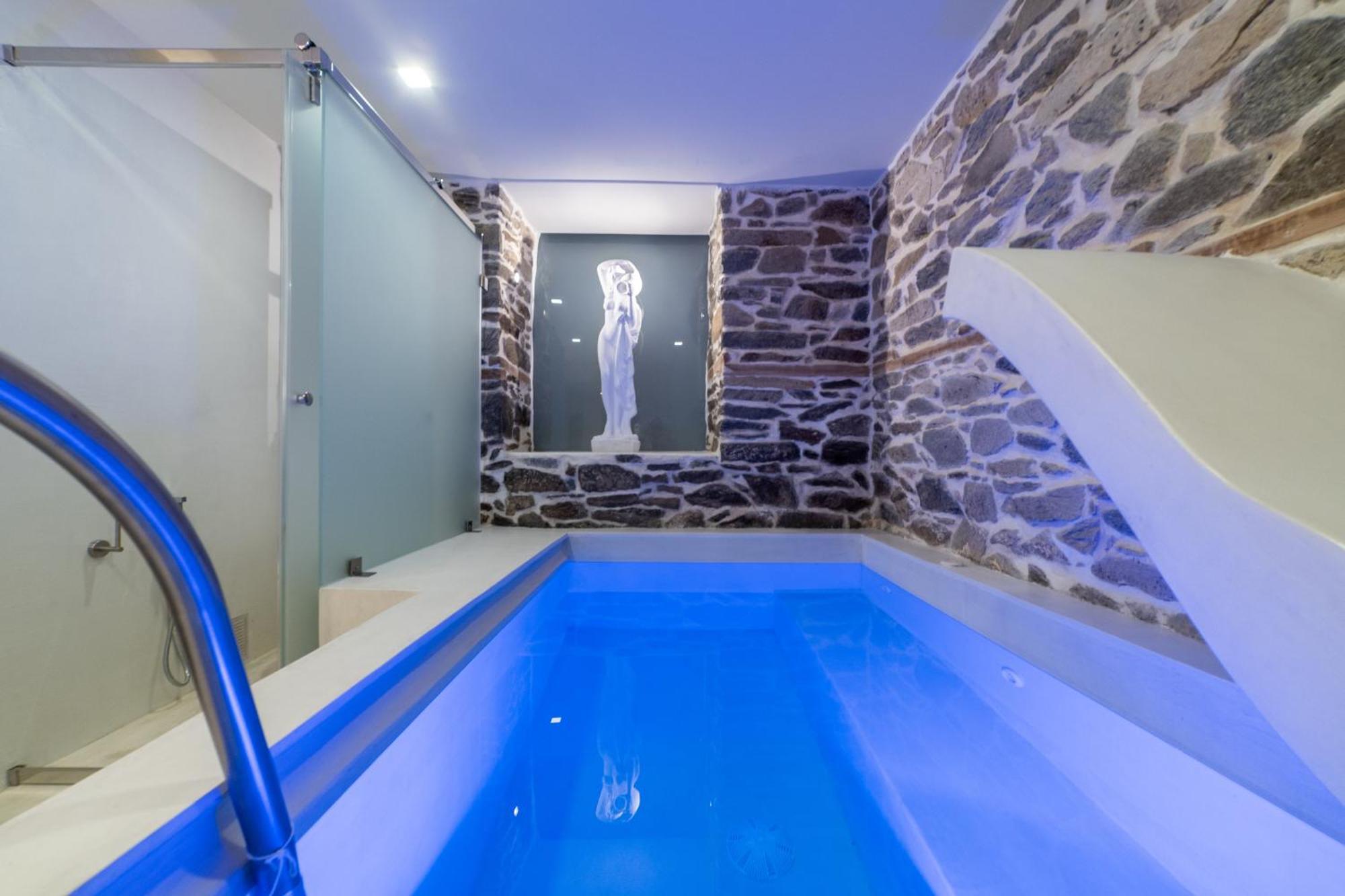 Pomegranate Suites Kavala Bagian luar foto